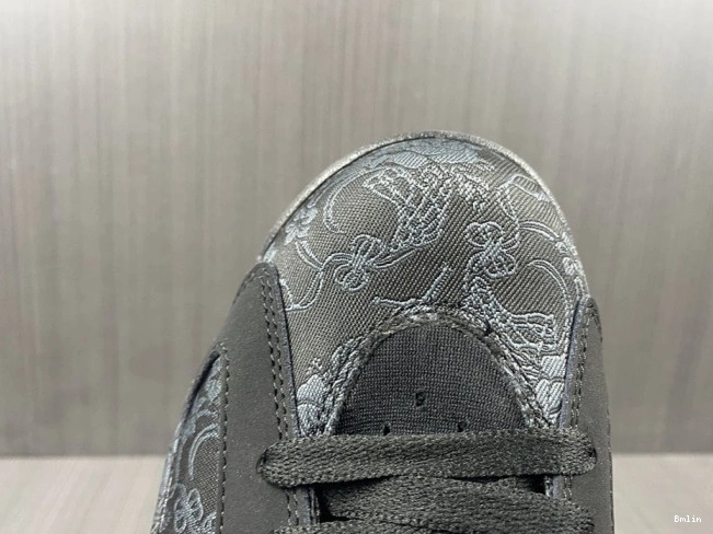 Bmlin Shoes Black Triple Retro (W) DB9818-001 Jordan 6 SD 0717